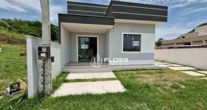 Casa com 2 dormitórios à venda, 66 m² por R$ 380.000,00 - Pindobas - Maricá/RJ