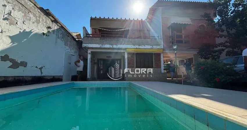 Casa com 4 dormitórios à venda, 180 m² por R$ 950.000,00 - Praia de Piratininga - Niterói/RJ