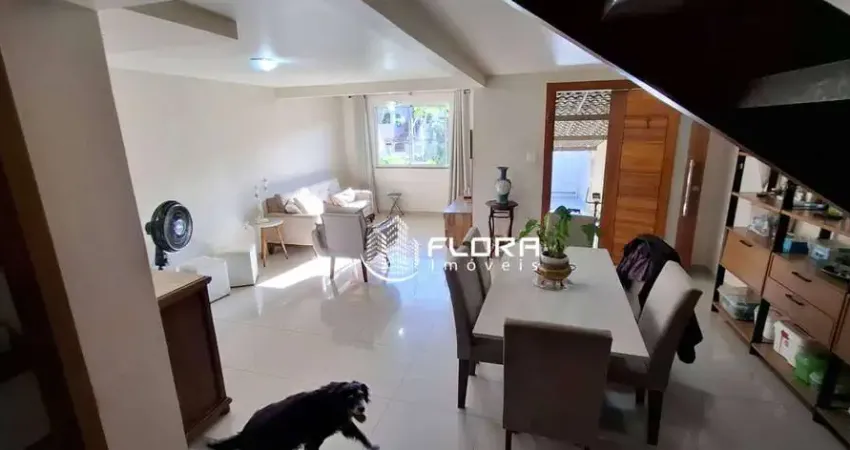 Casa com 3 dormitórios à venda, 140 m² por R$ 490.000,00 - Piratininga - Niterói/RJ