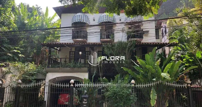 Casa com 4 dormitórios à venda, 250 m² por R$ 1.760.000,00 - Charitas - Niterói/RJ
