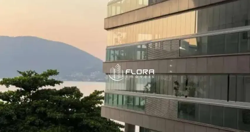 Apartamento com 2 dormitórios à venda, 126 m² por R$ 680.000,00 - Icaraí - Niterói/RJ