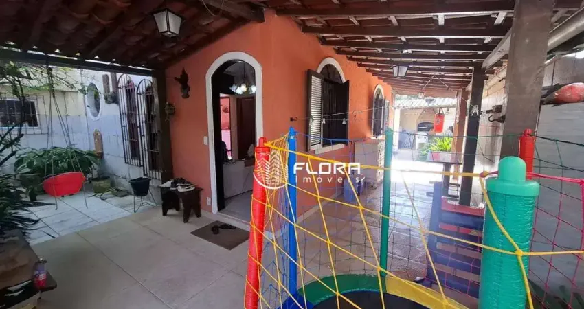 Casa com 3 dormitórios à venda, 232 m² por R$ 480.000,00 - São Francisco - Niterói/RJ