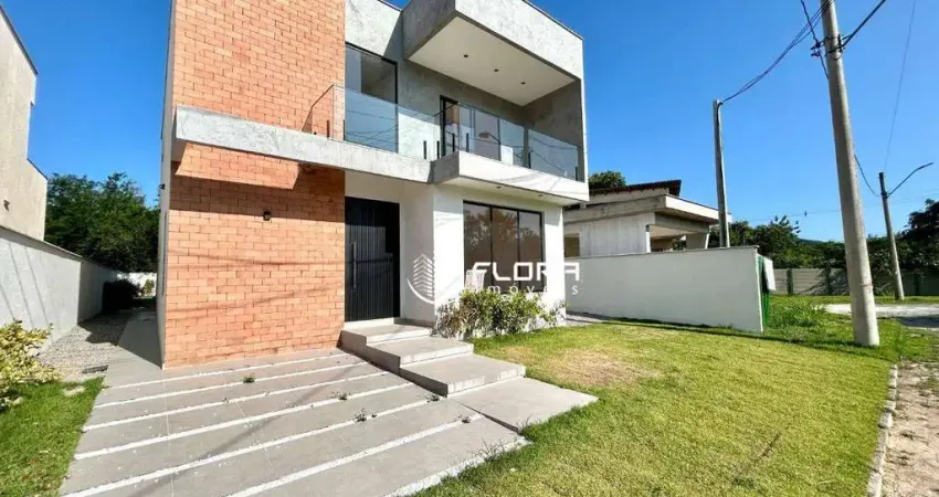 Casa com 4 quartos e 3 suítes para aluguel em condomínio fechado em Maricá