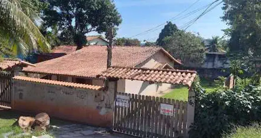 Casa com 3 dormitórios à venda, 200 m² por R$ 850.000,00 - Itaipu - Niterói/RJ