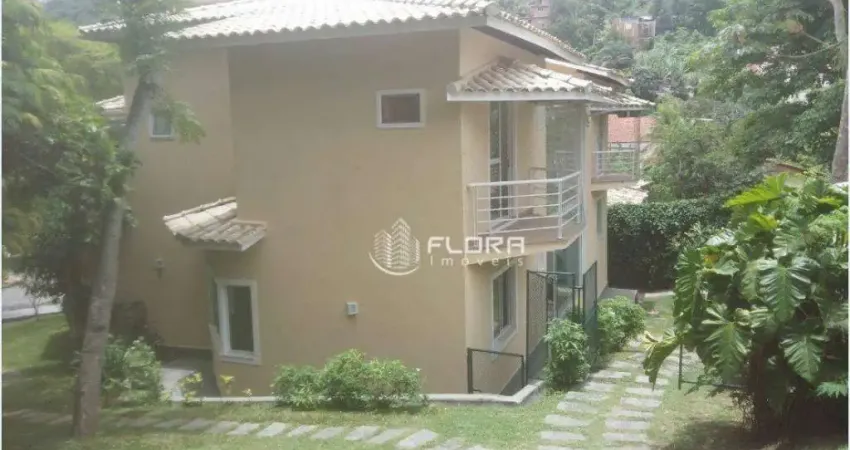 Casa com 4 dormitórios à venda, 423 m² por R$ 2.300.000,00 - Itaipu - Niterói/RJ