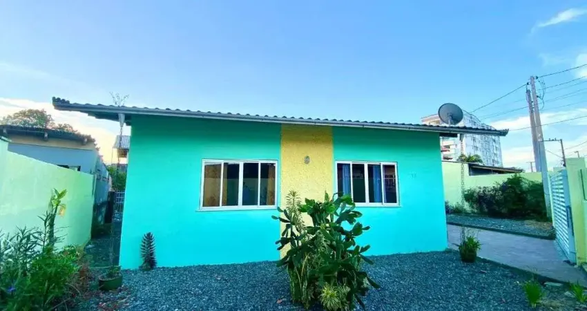 Casa com 3 dormitórios à venda por R$ 850.000,00 - São Pedro - Navegantes/SC