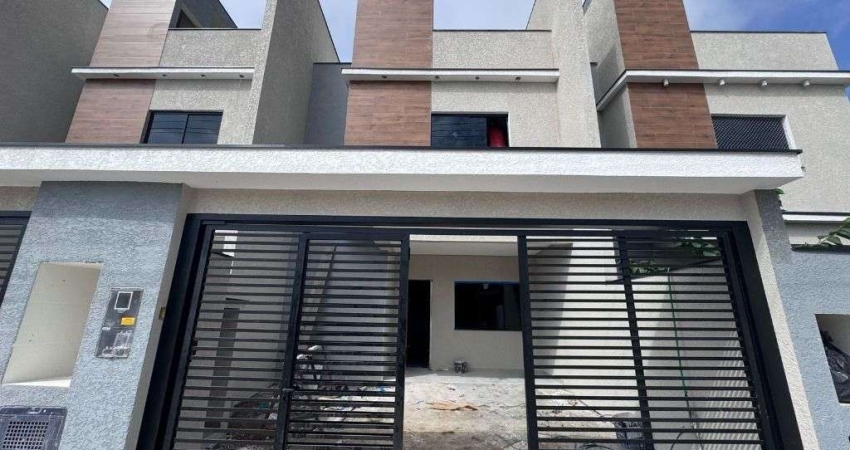 Triplex alto padrão com 3 dormitórios à venda no Centro de Navegantes/SC