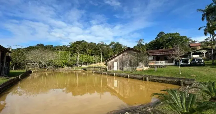 Chácara / sítio com 3 quartos à venda no Centro, Balneário Piçarras