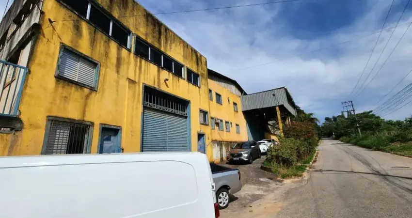 Barracão / Galpão / Depósito à venda na Rua São Vicente, Parque Rincão, Cotia