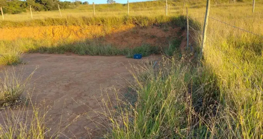 Terreno à venda na Praça Dezessete de abril, Centro, Jarinu