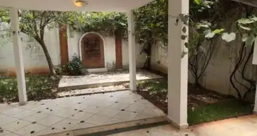 Casa em Condomínio para Locação em Barueri, Residencial Tamboré, 4 dormitórios, 1 suíte, 2 banheiros, 2 vagas