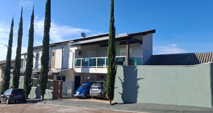Casa para Venda em Cajamar, Santa Terezinha (Jordanésia), 3 dormitórios, 1 suíte, 4 banheiros, 3 vagas