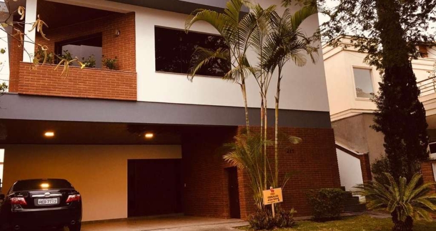 Casa em Condomínio para Locação em Santana de Parnaíba, Alphaville, 4 dormitórios, 2 suítes, 3 banheiros, 6 vagas