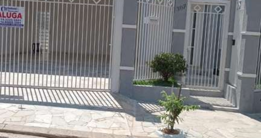 Casa para Locação em Ourinhos, Jardim América, 3 dormitórios, 1 suíte, 4 banheiros, 3 vagas