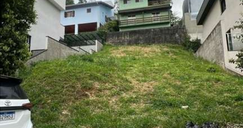 Terreno em Condomínio para Venda em Santana de Parnaíba, Suru