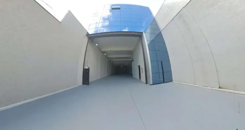 Barracão / Galpão / Depósito à venda na Avenida André Ramalho, 0001, Parque João Ramalho, Santo André