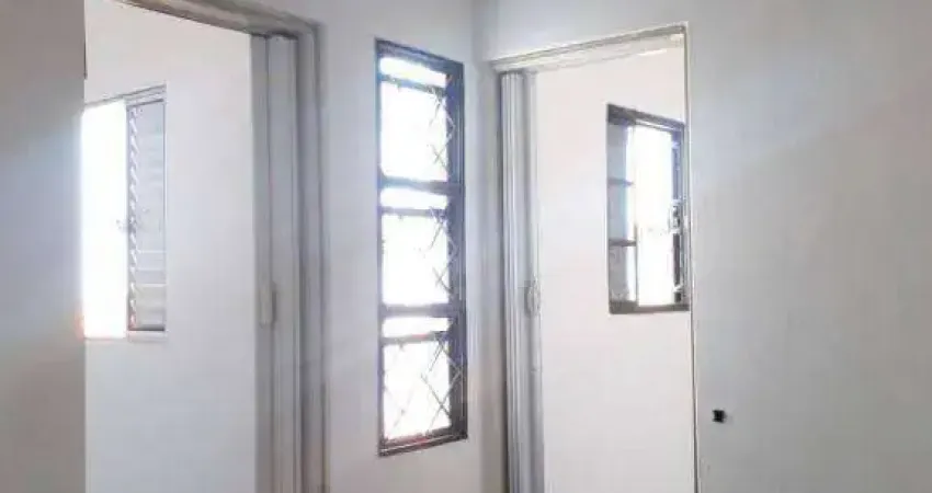Casa térrea, com Edícula à venda, R$ 450.000 - Cidade Antônio Estevão de Carvalho - São Paulo/SP