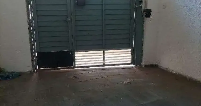 Sobrado independente,  2 dorm, 1vaga para locação R$ 1.300,00