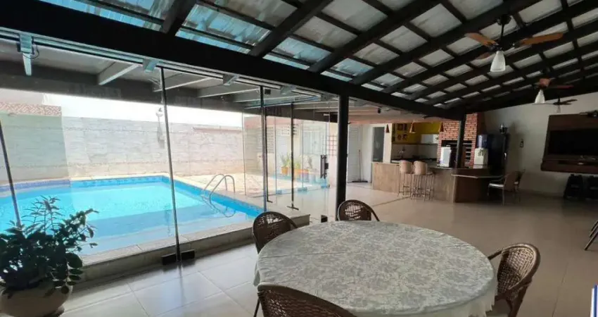 Casa com 4 quartos à venda no Jardim Universitário, Cuiabá 