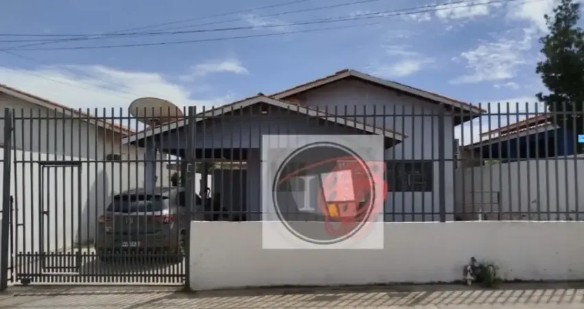 Casa com 2 quartos à venda na Rua Acácia, 01, Petrópolis, Várzea Grande