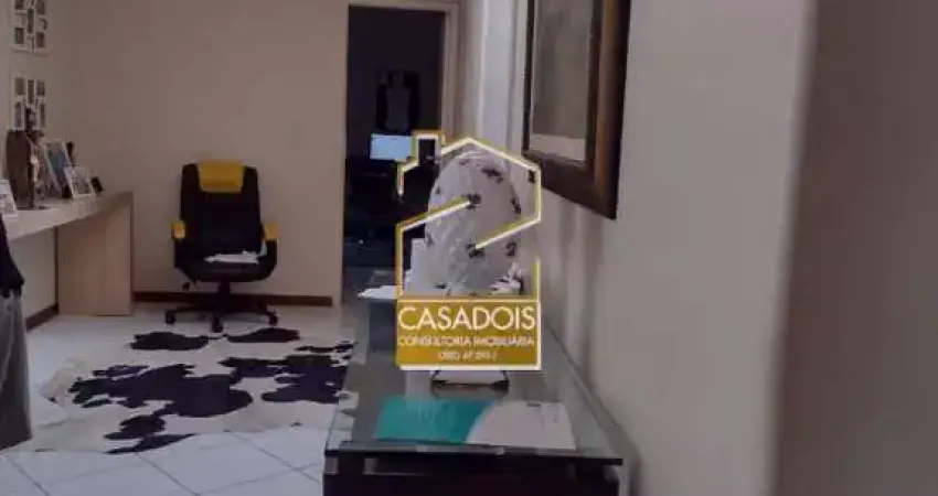 Casa á Venda ou para Alugar com 610m&#178;, 5 Quartos e 6 Vagas no City America - SP, com varanda e acabamentos de alto padrão