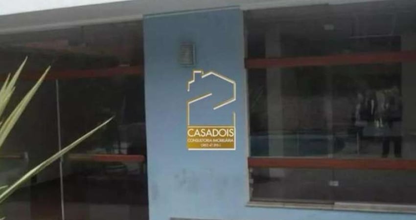 Casa de Alto Padrão &#224; Venda ou para Alugar com 4 Quartos, 5 Vagas, com Piscina e Casa Caseiro em Interlagos - SP, próxima do Autódromo.
