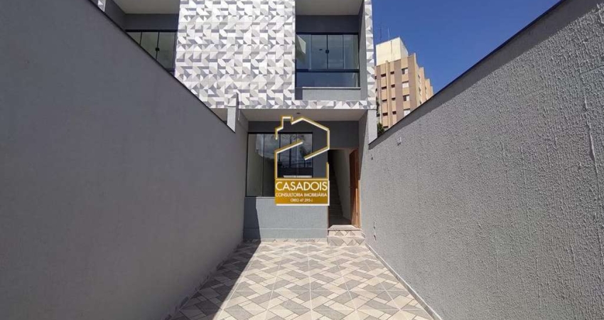 Casa Nova &#224; Venda com 3 Quartos, 2 Vagas e Quintal no Bosque da Sa&#250;de - SP, próximo do Carrefour Hipermercado e Shopping Plaza Sul