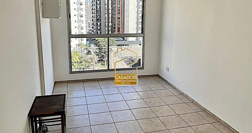 Apartamento para Locação ou Venda com 1 Quarto e 1 Vaga em Moema - SP, próximo &#224; Av. Ibirapuera, entre as estaç&#245;es Moema e Eucaliptos.