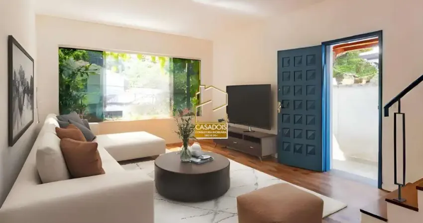 Casa Reformada em Rua sem Saída &#224; Venda com 3 quartos e 2 vagas na Vila Mariana - SP, próximo as Faculdades ESPM e Belas Artes