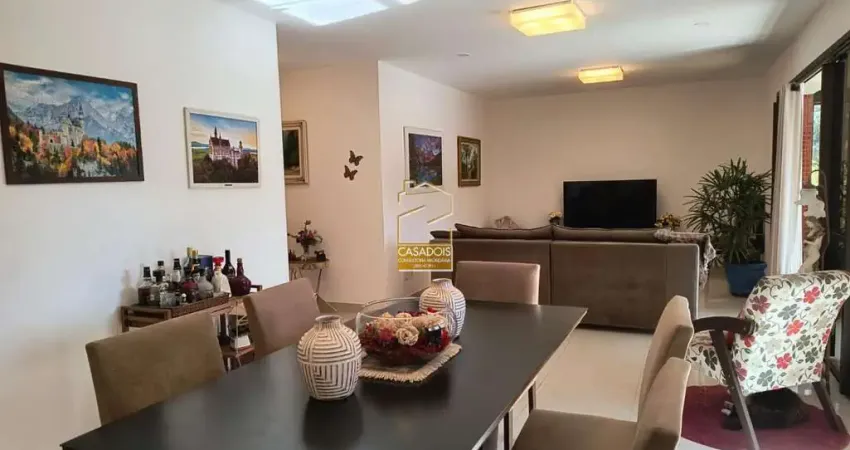 APARTAMENTO COM 208 M&#178;, 4 SU&#205;TES, VARANDA GOURMET E 4 VAGAS &#192; VENDA NA VILA MARIANA