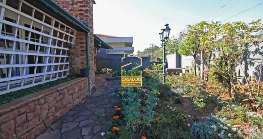 Casa &#224; Venda com 3 quartos e 2 Vagas em Perdizes