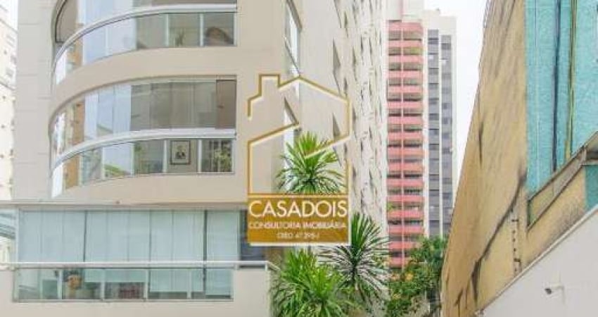 Venda de Moderno Apartamento de 3 suítes e 3 Vagas em Moema Pássaros