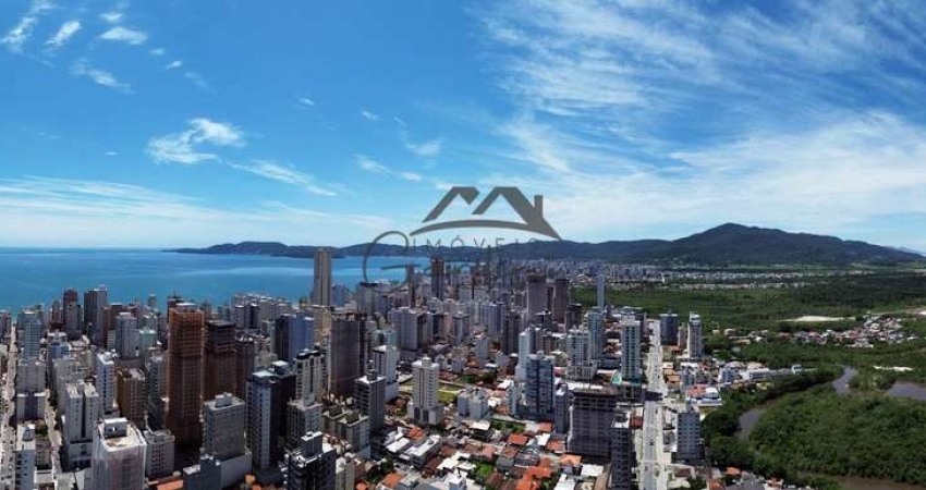 Apartamento à venda na Rua 290, 353, Meia Praia, Itapema