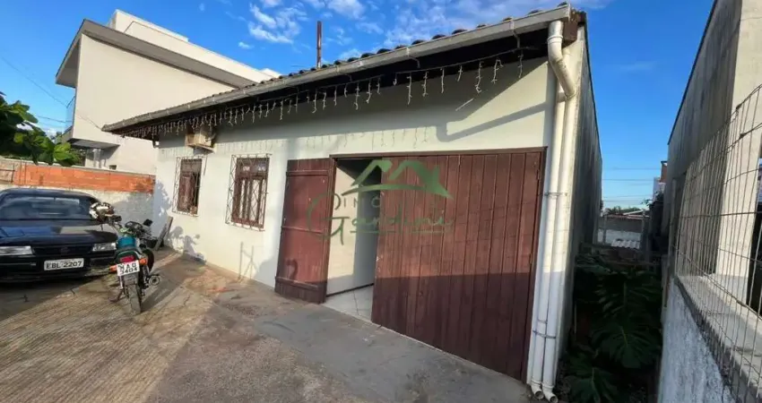 Casa com 2 quartos à venda na Rua Brasília, 1119, Itacolomi, Balneário Piçarras
