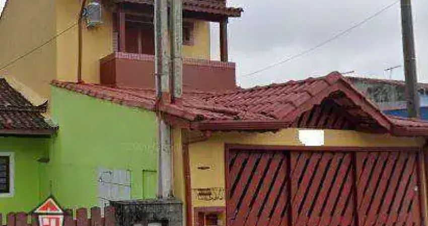 Sobrado mobiliado individual com piscina  2 dormitórios à venda, 130 m² por R$ 430.000 Itaoca  Mongaguá/SP