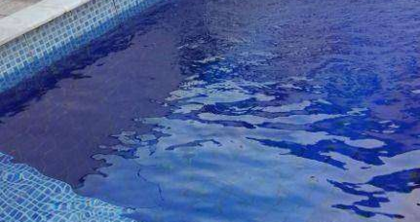 Casa térrea com piscina 1 quarto à venda ou permuta, 142 m² de terreno por R$ 295.000  Jardim Bopiranga Itanhaém SP