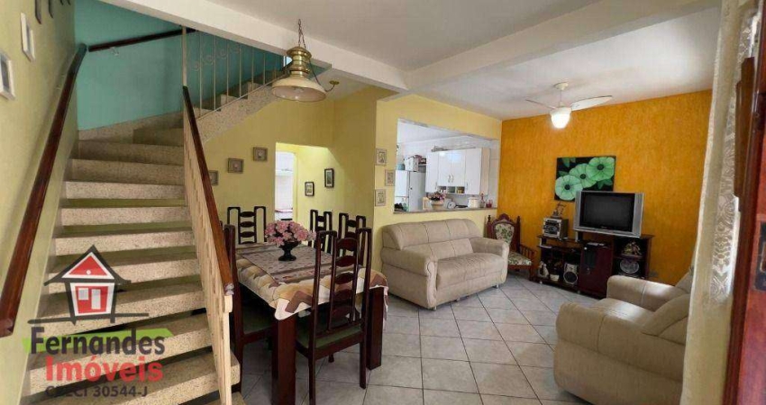 Sobrado com 3 dormitórios em condomínio 650 metros da praia à venda  110 m² por R$ 480.000  Guilhermina  Praia Grande SP