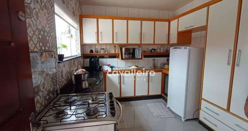 Casa em condomínio fechado com 3 quartos à venda na Rua dos Tamarindos, 268, Centro, Maricá
