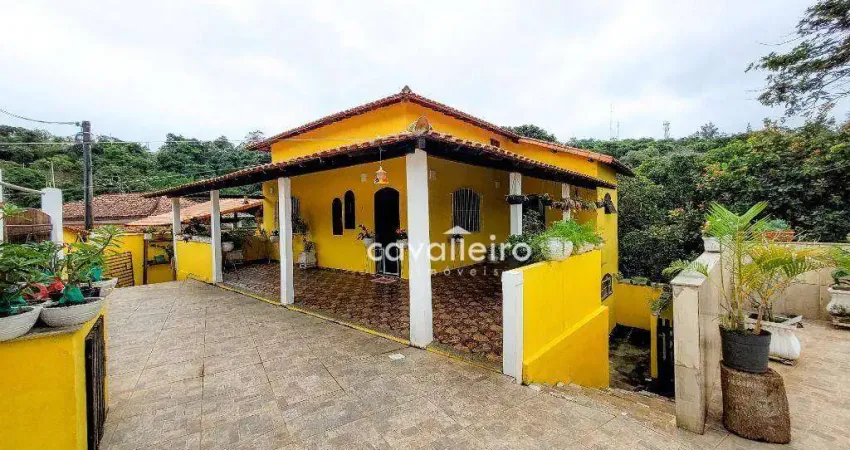 Casa com 4 dormitórios à venda, 282 m² por R$ 720.000,00 - Centro - Maricá/RJ