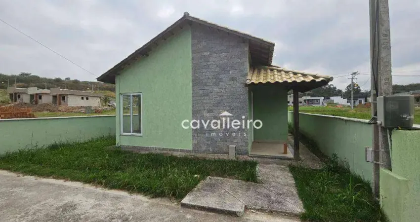 Casa com 2 dormitórios à venda, 74 m² por R$ 340.000,00 - Caxito - Maricá/RJ