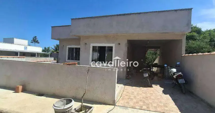 Casa com 03 quartos, sendo 01 suíte  em condomínio  pertinho do centro de Maricá.