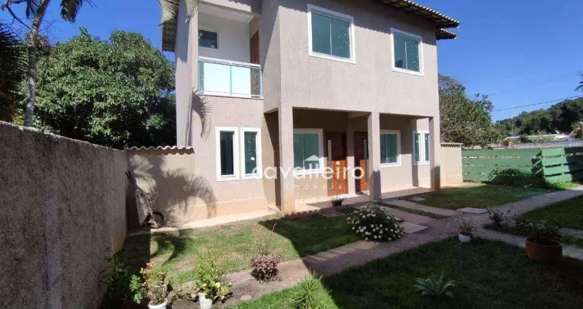 Casa com 2 dormitórios à venda, 60 m² por R$ 300.000,00 - Itapeba - Maricá/RJ