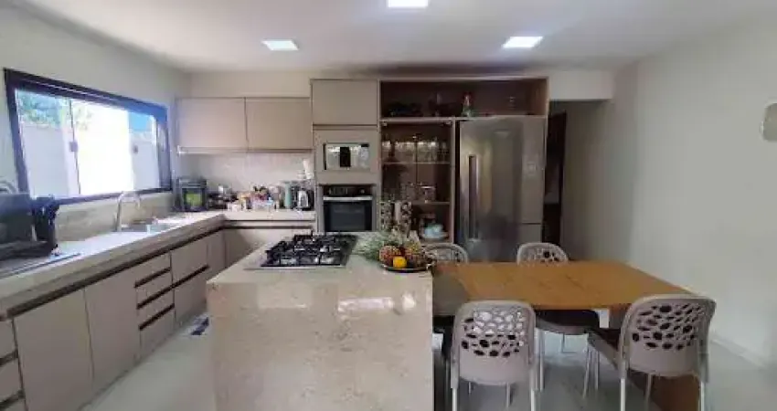 Casa com 3 dormitórios à venda, 180 m² por R$ 590.000,00 - Mumbuca - Maricá/RJ