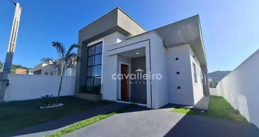 Casa com fino acabamento no Condomínio royal Garden - Maricá