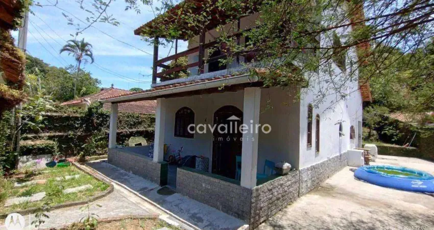 Casa com 4 dormitórios à venda, 157 m² por R$ 750.000,00 - Centro - Maricá/RJ