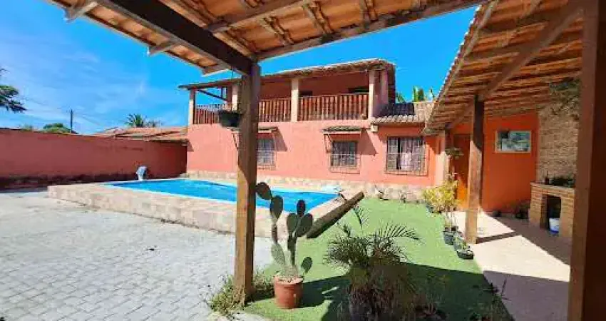 Casa com 4 dormitórios à venda, 220 m² por R$ 600.000,00 - São José do Imbassaí - Maricá/RJ