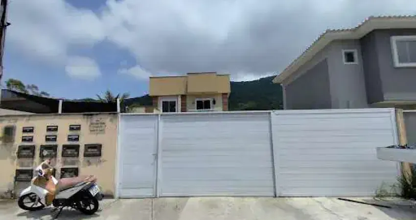 Apartamento com 2 dormitórios à venda, 56 m² por r$ 250.000,00 - barroco (itaipuaçu) - maricá/rj