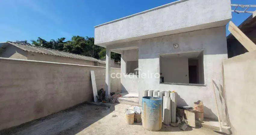 Casa com 2 dormitórios à venda, 60 m² por R$ 330.000,00 - Jacaroá - Maricá/RJ