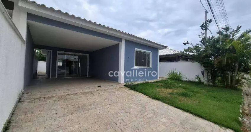 Casa com 3 dormitórios à venda, 112 m² por R$ 650.000,00 - Cajueiros - Maricá/RJ