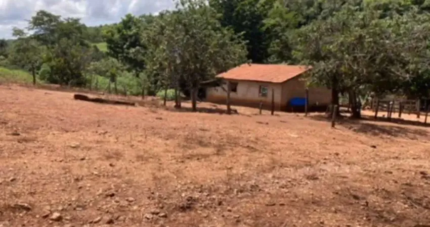 Fazenda à venda na Estrada Vicinal Municipal de Campinaçu, KM 9, Zona Rural, Campinaçu
